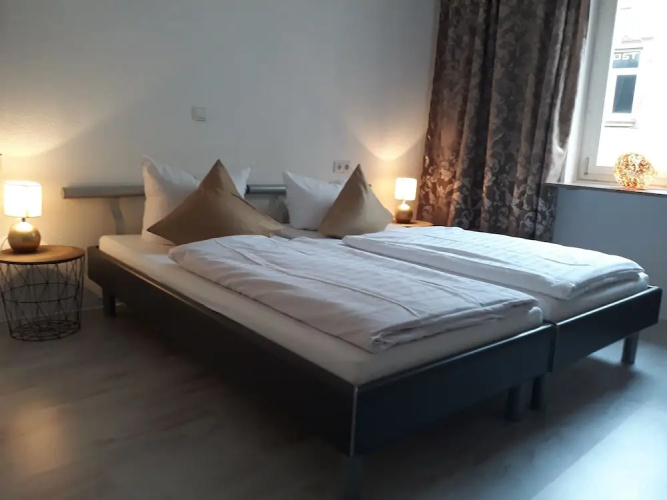 Ricks City Hotel 2