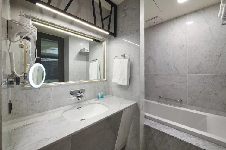 Traum Valley Hotel