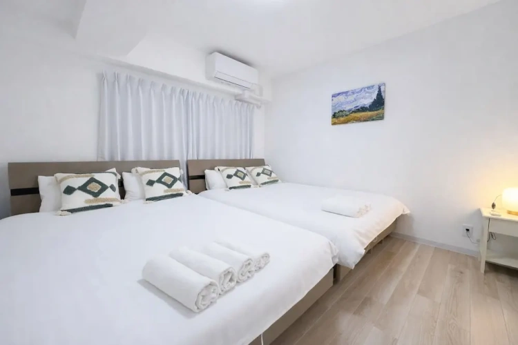 2 Bedrooms Apartment with balcony
