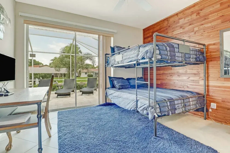 833 Monticello Ct