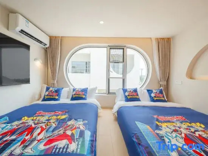 Honey Vacation Manor