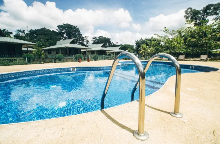 Overbridge River Resort
