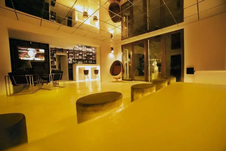 Paiise Hotels