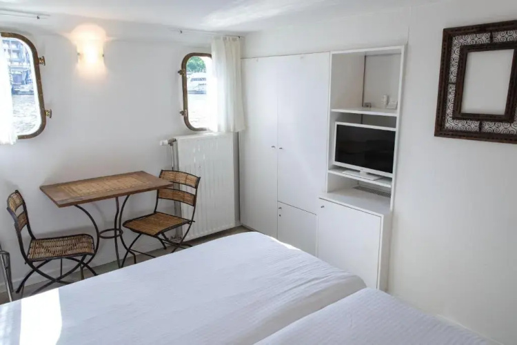 Hotel The Boatel