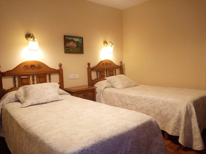 Economy Twin room