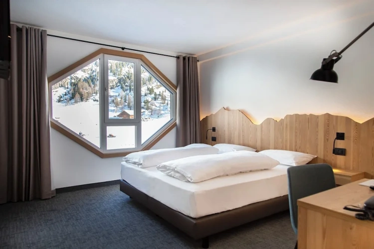 Superior Quadruple room