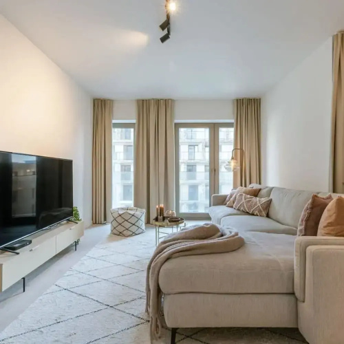 Apartment With Terrace Close to the sea