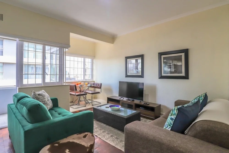 1 Bedroom Apartment with balcony