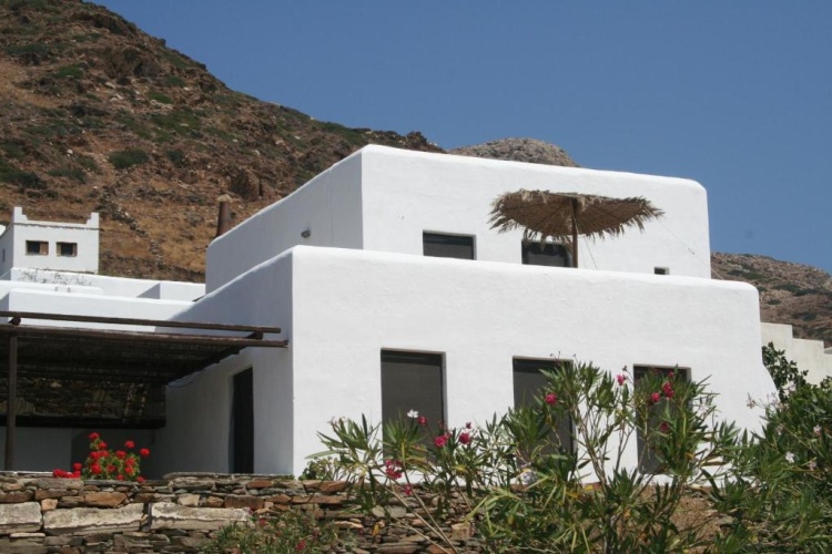 Deluxe Studio