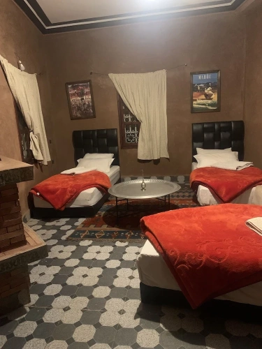 Standard Triple room