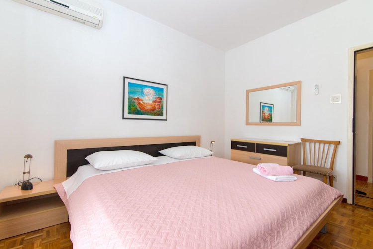 Apartments Grgo