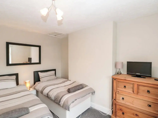 White Rose Apartment