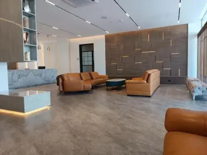 J Hotel