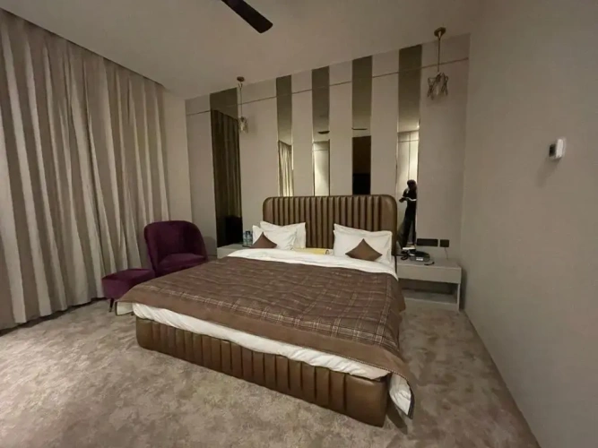 Executive Suite