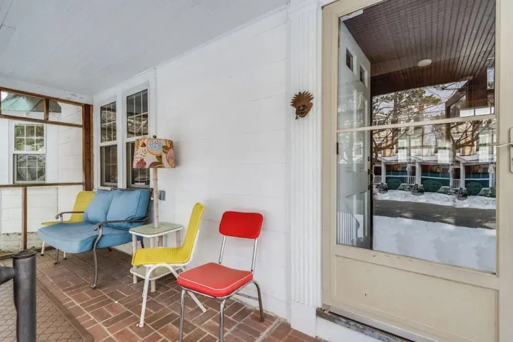 Hickman Street 208a