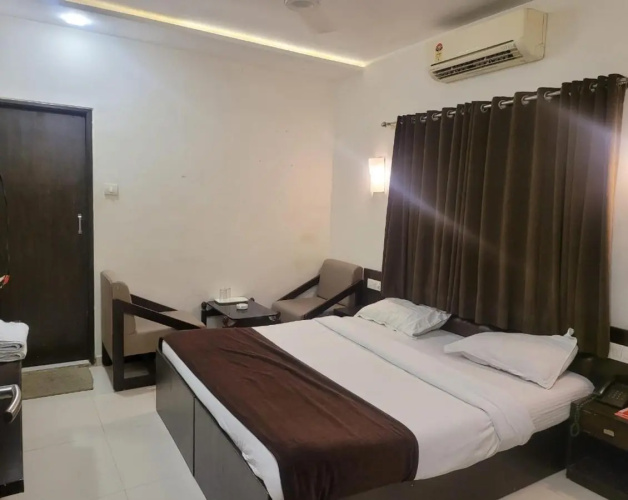 Hotel Golden Plaza