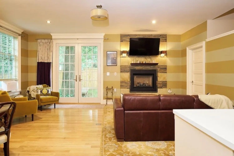 Deluxe Double Suite with courtyard view