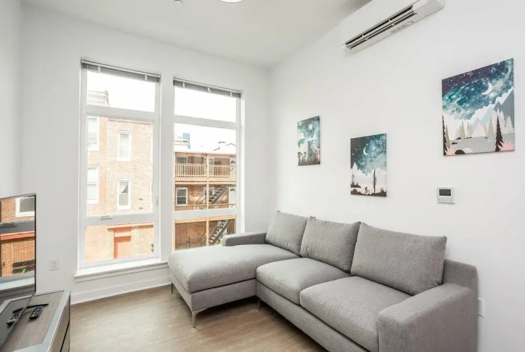 Luxury Apt Near Convcenter, Stadiums, & Harbor