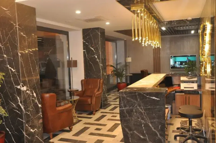 Golaz Suite