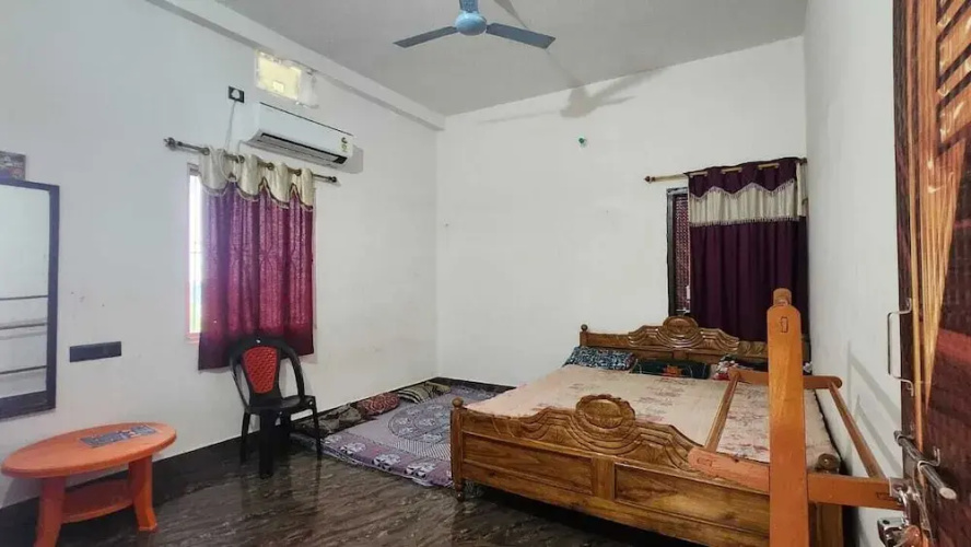 Om Guest House