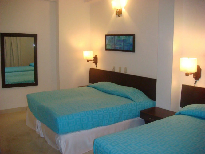 Hotel Manantial