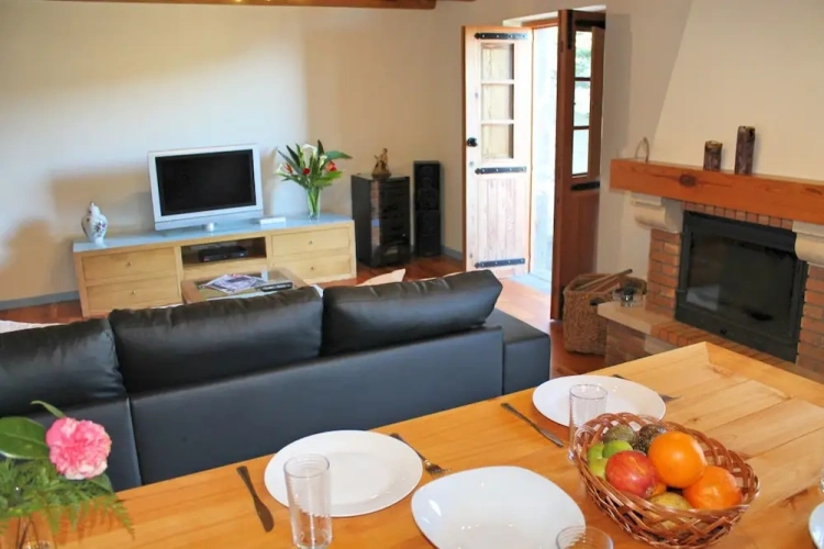 2 Bedrooms Cottage with mountain view