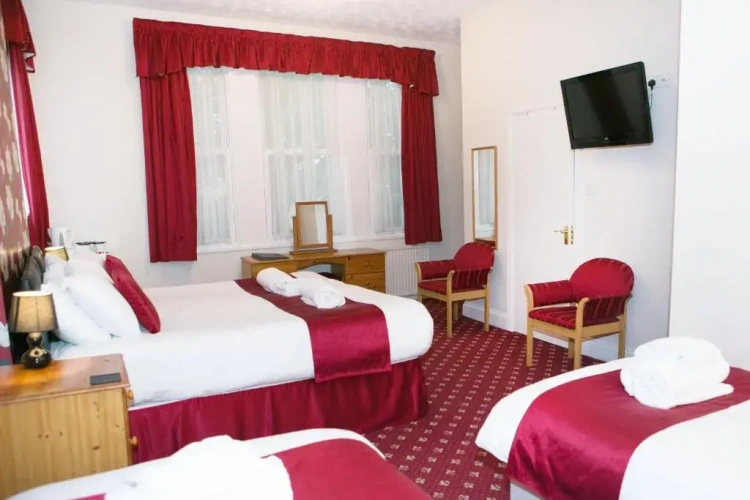 Standard Quadruple room