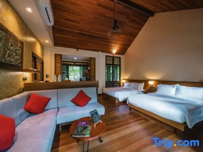 Deluxe Quadruple Chalet