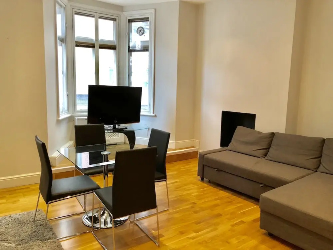 Westminster Apartment
