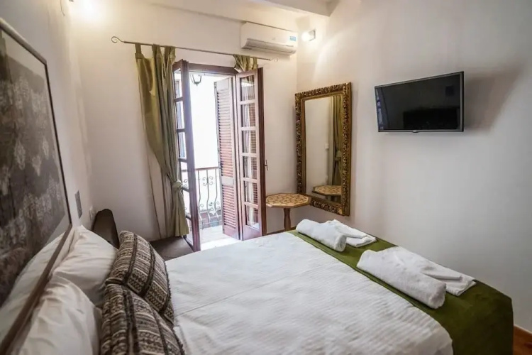 Romantic Maisonette