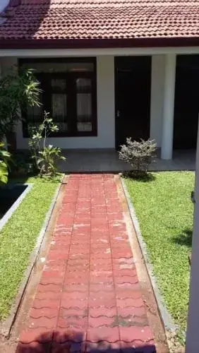 50 Guest House
