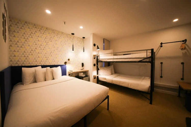 Standard Quadruple room