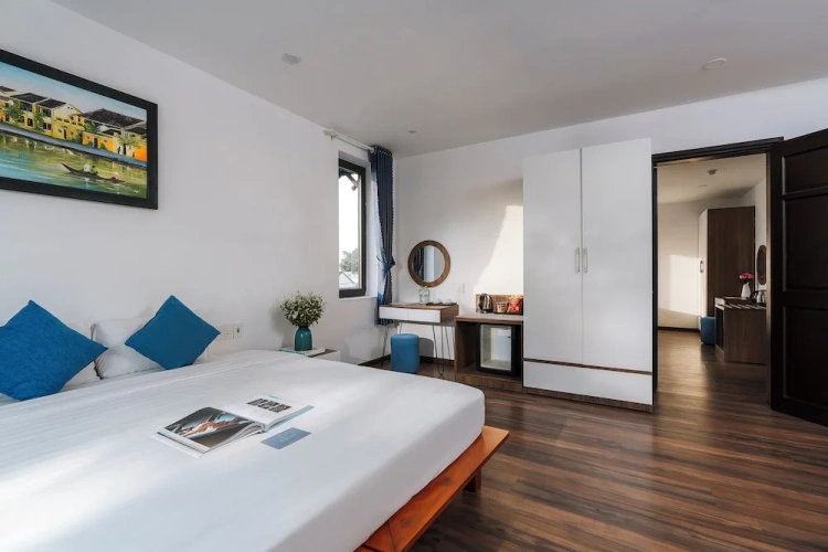 Standard Family room with balcony