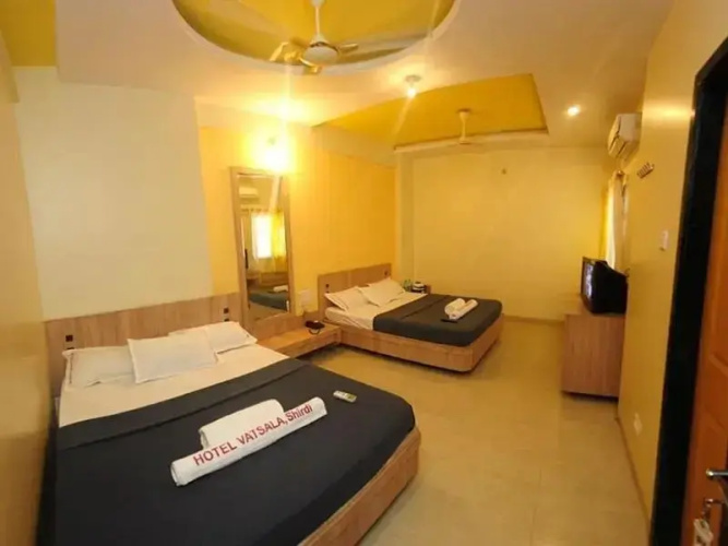 Hotel Sai Vatsala