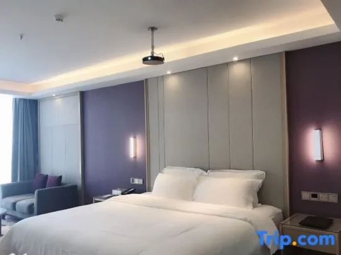 Deluxe Double room with view