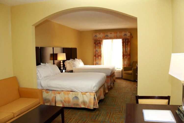 Quadruple Suite