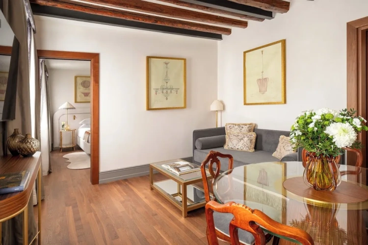 1 Bedroom Apartment with garden view