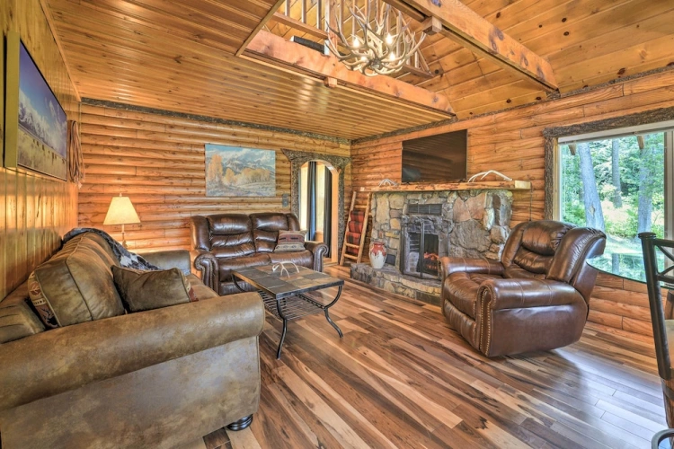 3 Bedrooms Cottage with balcony