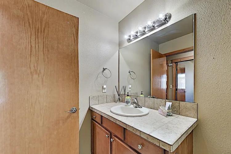 1737bra3 4 Bedroom Home