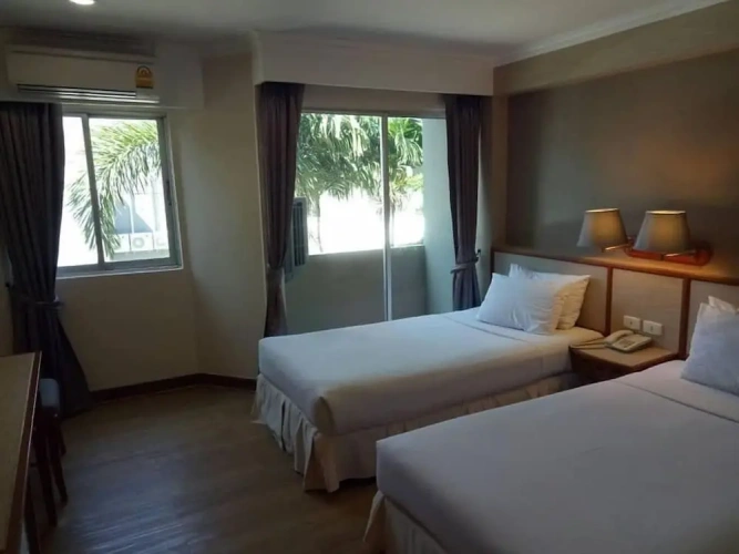 Standard Twin room