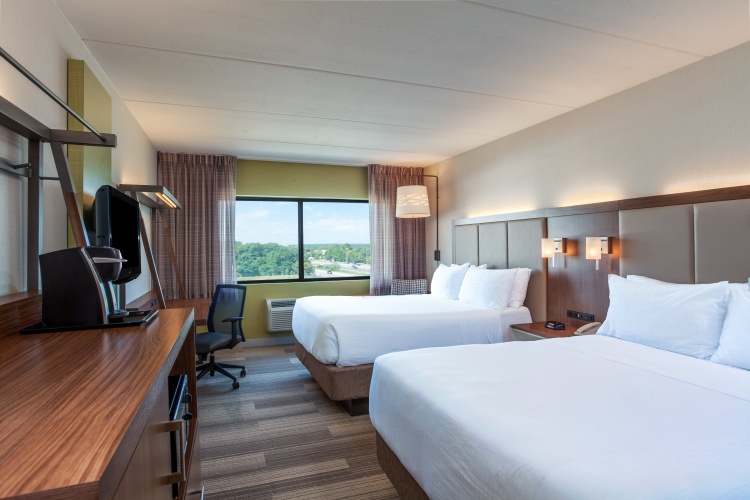 Holiday Inn Express Hauppauge-Long Island photo 8