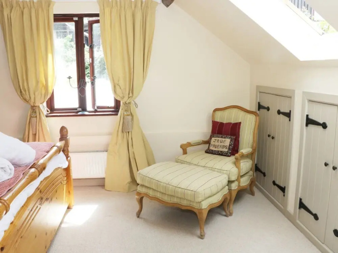 Holly Cottage