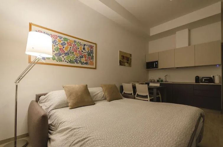 Colonna Home