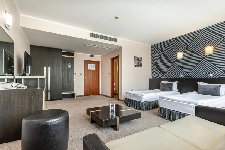 Hotel Noris