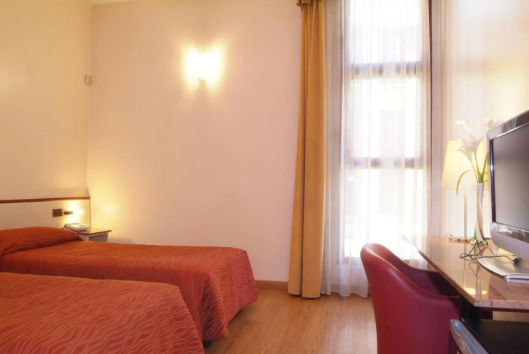 Hotel Maxim