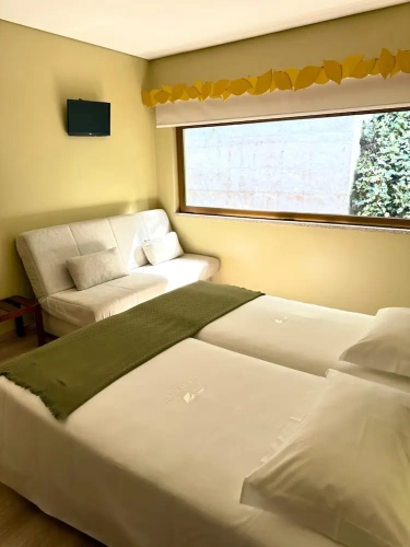 Economy Twin room with balcony