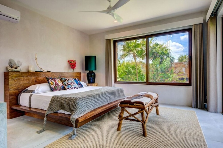 5 Bedrooms Standard Villa