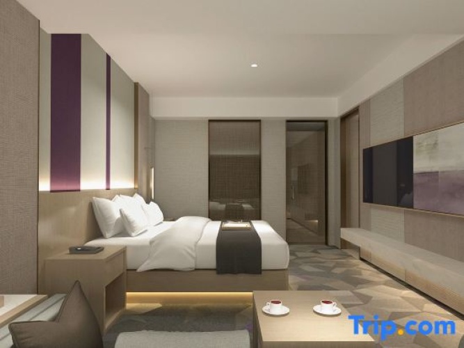 Deluxe Family Suite