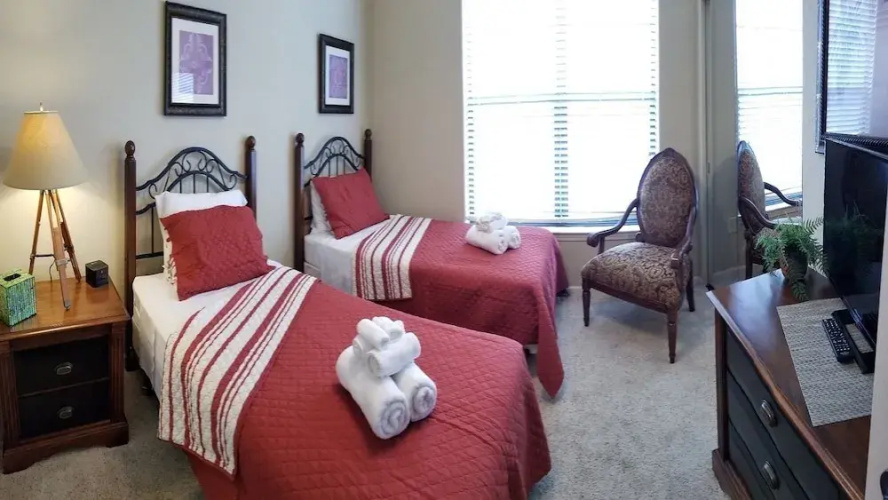 BP211CP Bella Piazza - Three Bedroom Condo