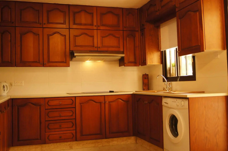 Silver Apartment